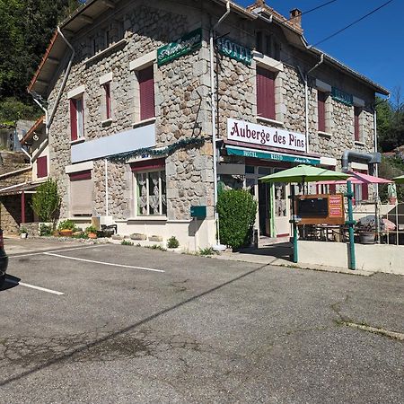 Auberge Des Pins Aubenas Luaran gambar