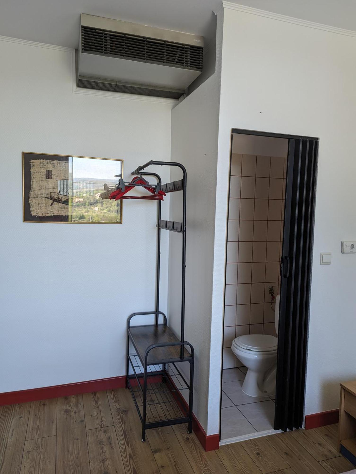 Auberge Des Pins Aubenas Luaran gambar