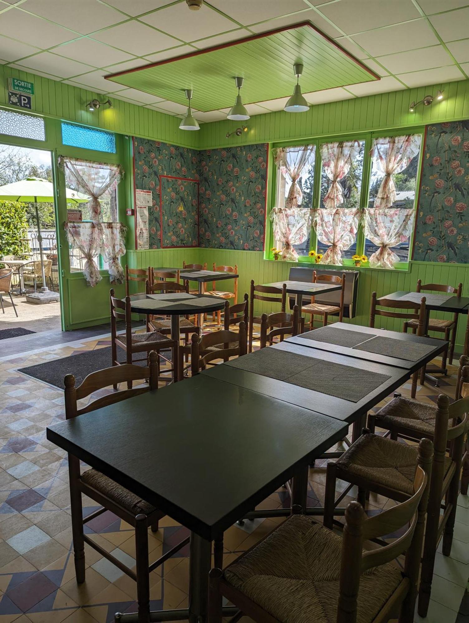 Auberge Des Pins Aubenas Luaran gambar