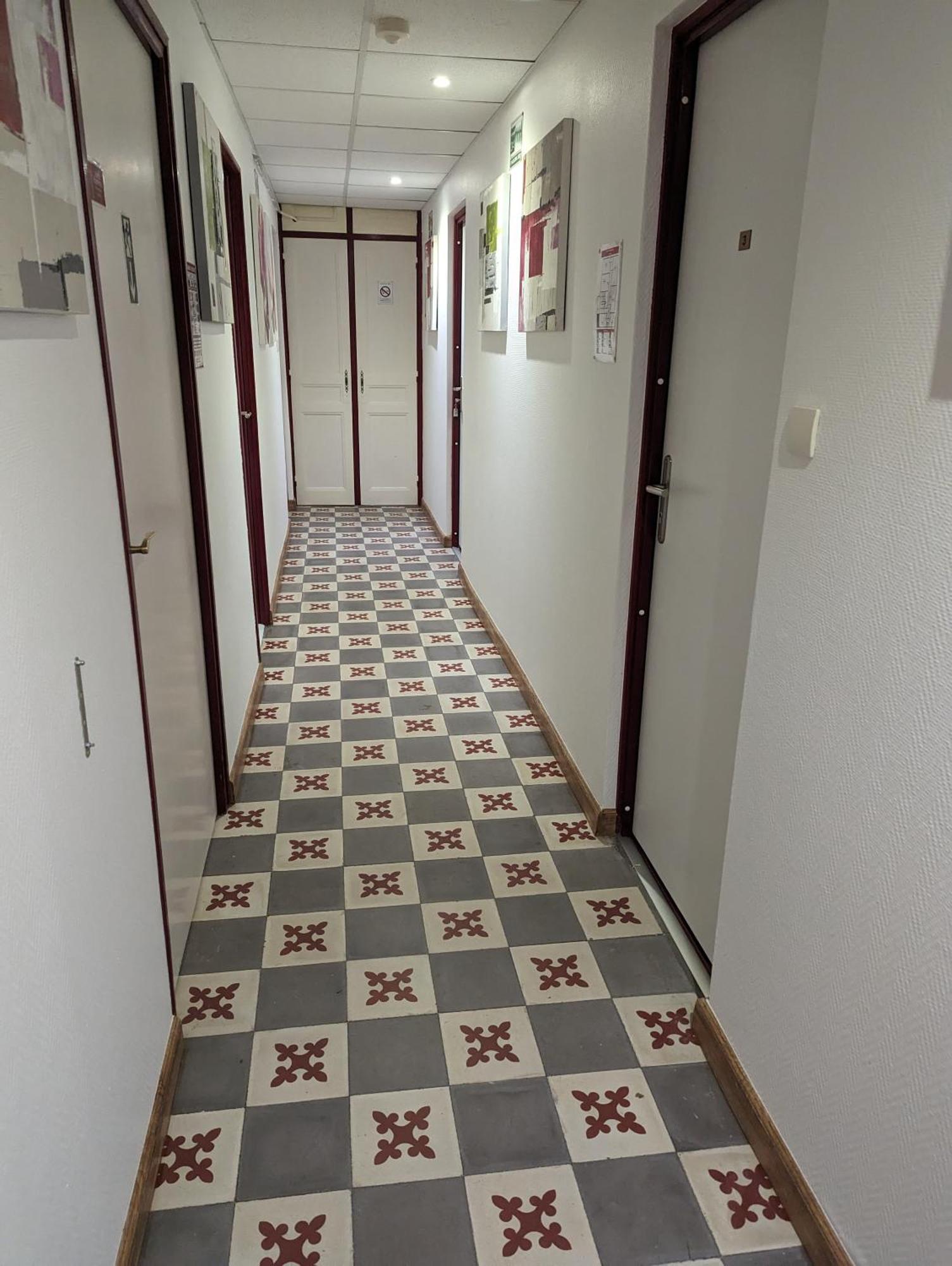Auberge Des Pins Aubenas Luaran gambar